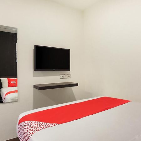 Oyo 90460 Hotel Kl2F Rest & Go Shah Alam Exteriér fotografie