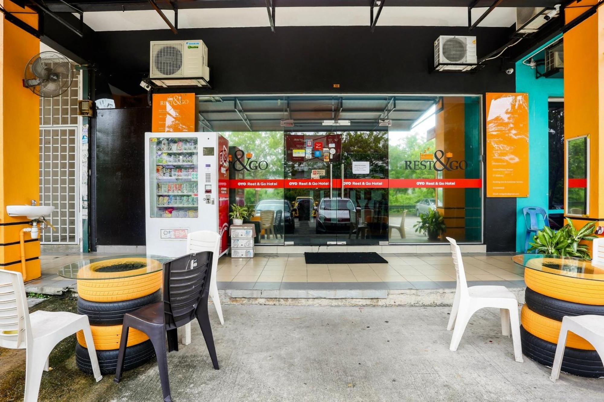 Oyo 90460 Hotel Kl2F Rest & Go Shah Alam Exteriér fotografie