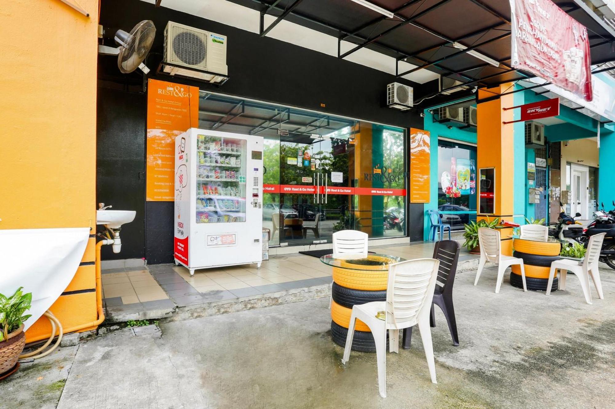 Oyo 90460 Hotel Kl2F Rest & Go Shah Alam Exteriér fotografie